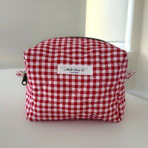 Red Gingham Quilted Makeup Bag w/ Pockets, Cute Red Hearts Square Zipper Pouch